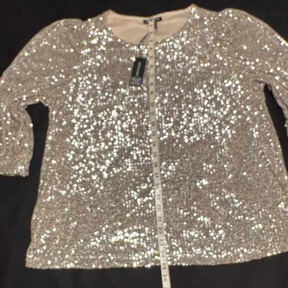 Cable & Gauge | NWT Sparkling Silver Sequin Blouse - Picture 7 of 7